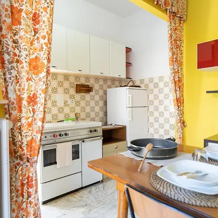 Appartement [via Genova]tranquillità In Centro - Freeparking.